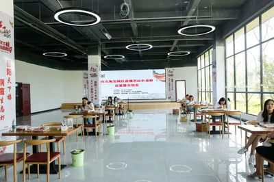 厉害了！君山区创业孵化基地荣膺省级基地并获评优，商务秘书服务成亮点